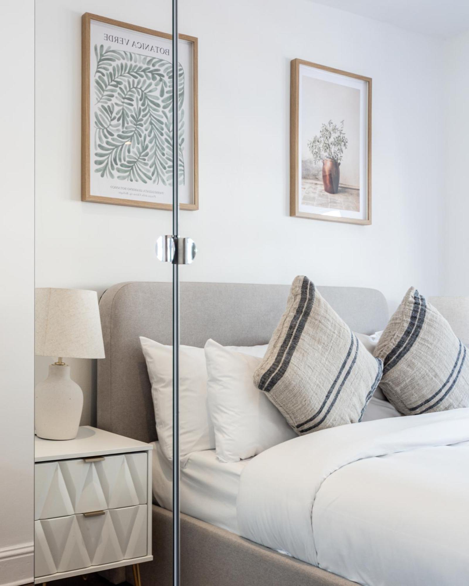 Prime Central London Residences Ngoại thất bức ảnh